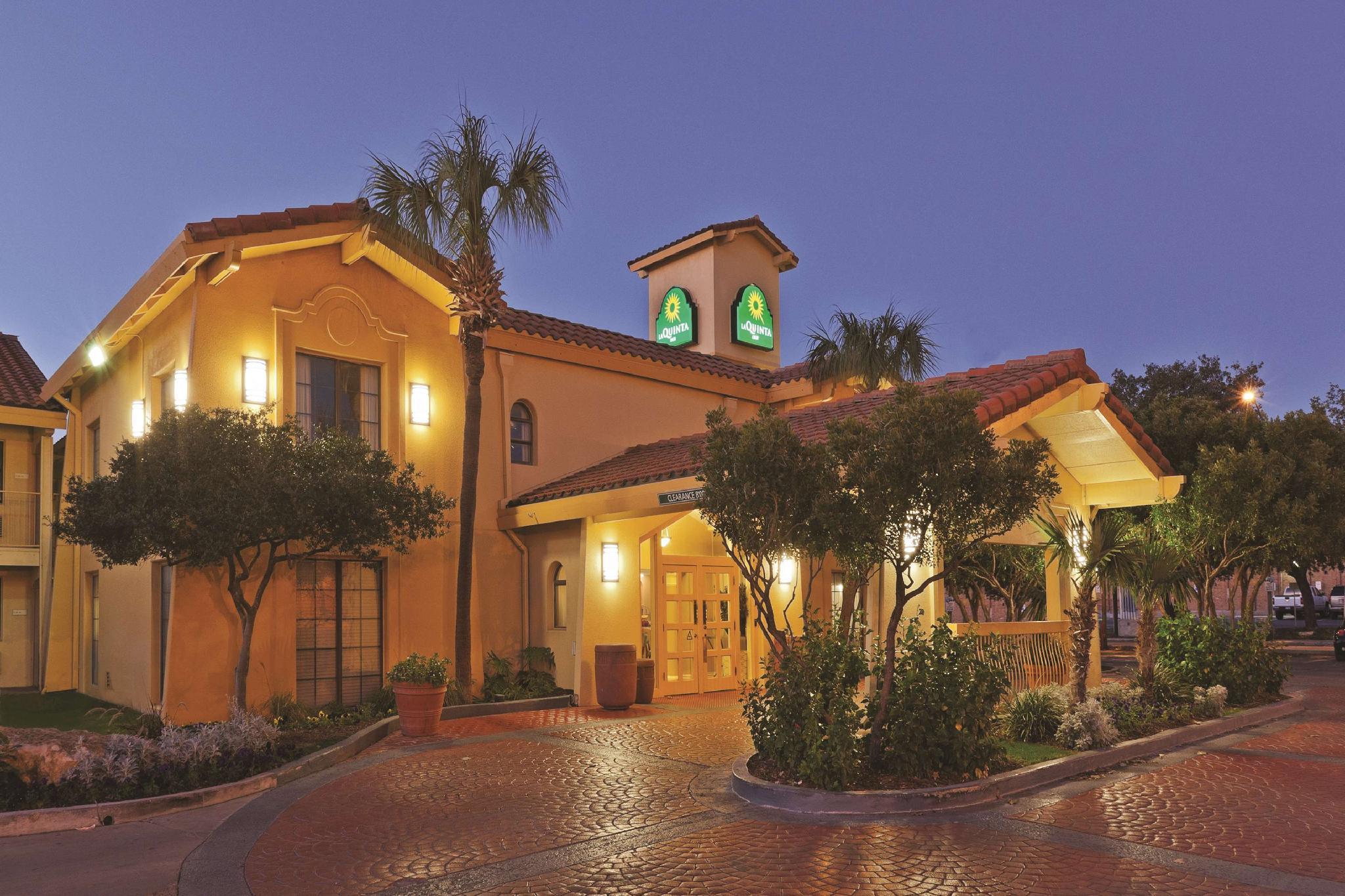 La Quinta Inn By Wyndham San Antonio Market Square Exterior foto